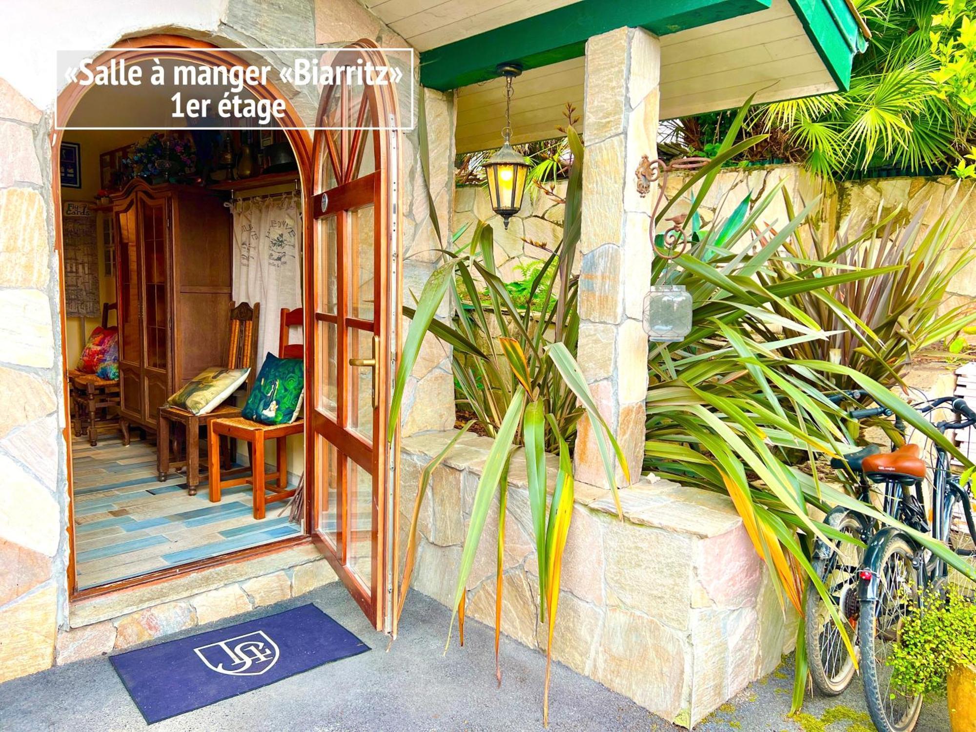 Villa Merkel - 27 Pers - 11 Chambr - 10 Wc - Piscine Anglet Ngoại thất bức ảnh